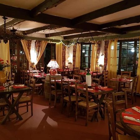 Domaine Du Berange Hotel Saint-Geniès-des-Mourgues Buitenkant foto